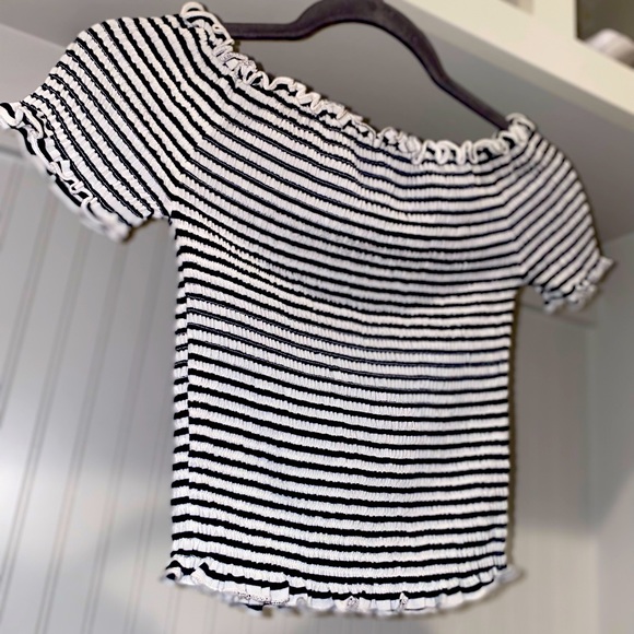 Women’s Off the Shoulder Ruffled Stripped Top